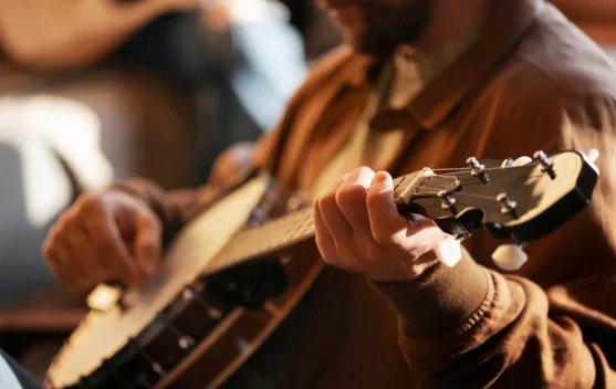 Pelestarian Musik Tradisional Hadapi Tantangan Modernisasi