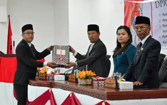 Bupati Humbahas Sampaikan Nota Pengantar Ranperda Pertanggungjawaban APBD