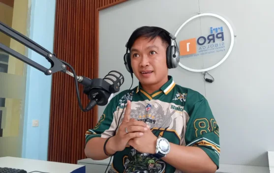 Kurangi Kantong Plastik Demi Lingkungan Bersih Berkelanjutan Bersama