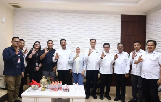 Pemkab Madina Matangkan Sinergi Transportasi Udara Tabagsel