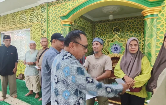 Muhammadiyah Bantu Pedagang Korban Kebakaran Pasar Sibolga Nauli