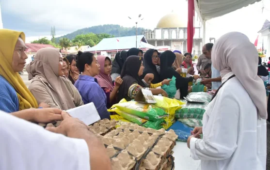 Pemkab Tapteng Gelar Gerakan Pasar Murah untuk Kendalikan Inflasi