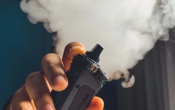 Waspada Vape, Kandungan Kimianya Bisa Mengancam Kesehatan