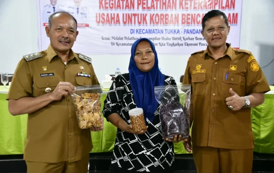 Pemkab Tapteng Gelar Pelatihan Keterampilan Usaha Bagi Korban Bencana