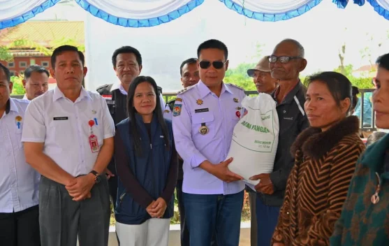Bupati Humbahas Ingatkan Warga Tak Jual Beras Bantuan