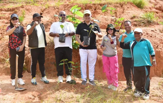 Pemkab Tapanuli Tengah Gelar Olahraga Bersama dan Penanaman 500 Pohon Produktif