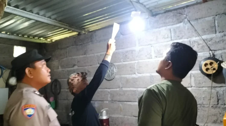 Kakek 101 Tahun Ditemukan Gantung Diri di Dapur Rumah