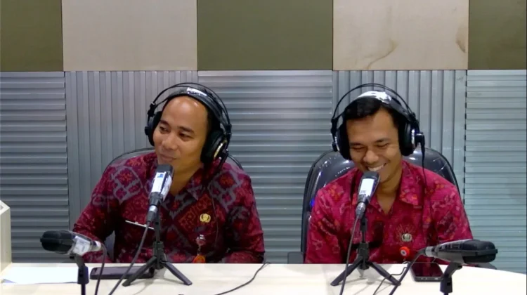 Disdukcapil Buleleng Dorong Literasi Digital lewat Layanan “Aku Online”