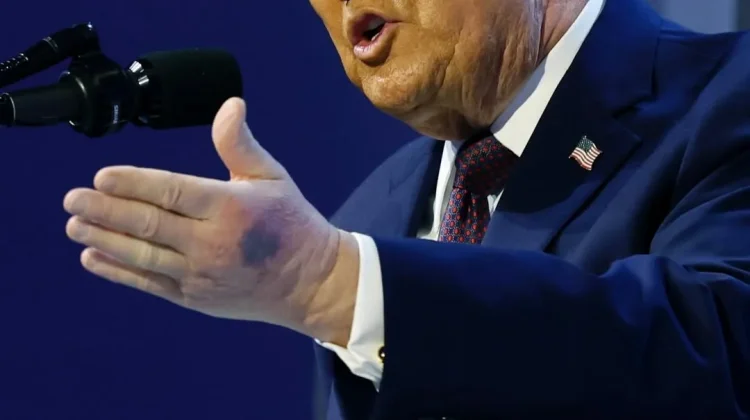 Presiden Donald Trump Dikecam Keras usai Serang Iran