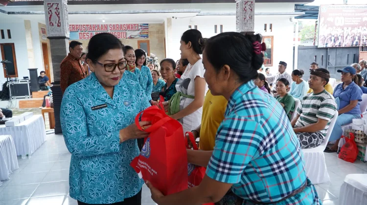 Program Bergerak dan Berbagi Salurkan Bantuan untuk Lansia, Ibu Hamil dan Balita