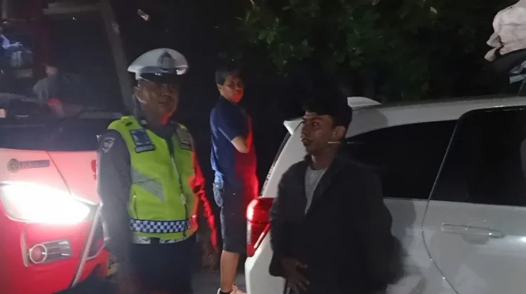 Mudik Lebaran, Antrean Pemudik Mengular hingga ke Desa Sumberklampok