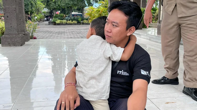 Banyak Anak Terpisah saat Shalat Id, Petugas Lakukan Penanganan Cepat