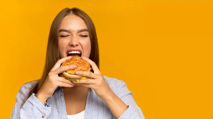 Cheat Meal atau Cheat Day, Mana Lebih Sehat