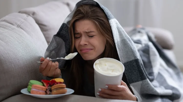 Emotional Eating, saat Makan Dipicu oleh Perasaan