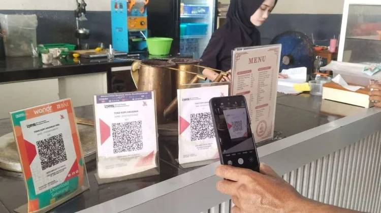 Digitalisasi Warung Tradisional Tingkatkan Daya Saing Pelaku Usaha