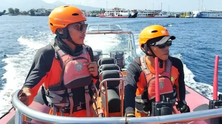 Pastikan Keamanan Arus Balik, Tim SAR Jembrana Patroli Selat Bali