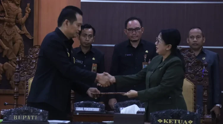 Bupati Jembrana Sampaikan LKPJ 2025, Realisasi PAD Lampaui Target