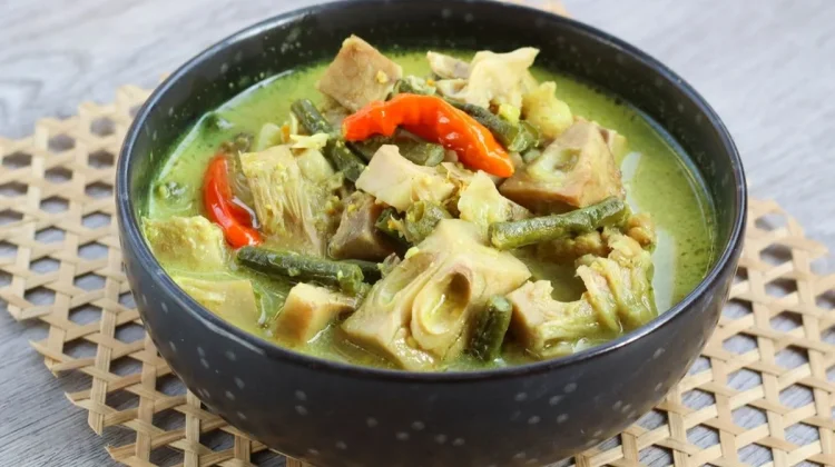 Sayur Buah Nangka: Gurih, Legit, dan Selalu Bikin Rindu Masakan Rumahan