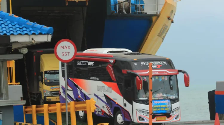 Tiket Penyeberangan di Kios Dikeluhkan Mahal, ASDP Imbau Gunakan Ferizy