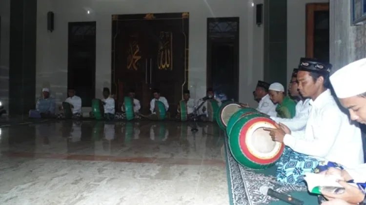 Burdah Loloan, Warisan Islam Berusia Ratusan Tahun