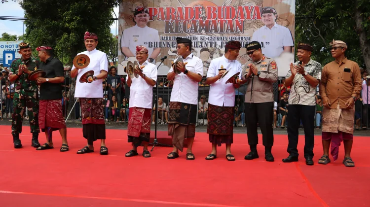 Perdana Digelar, Parade Budaya HUT Singaraja Hidupkan Jejak Ki Barak Panji Sakti