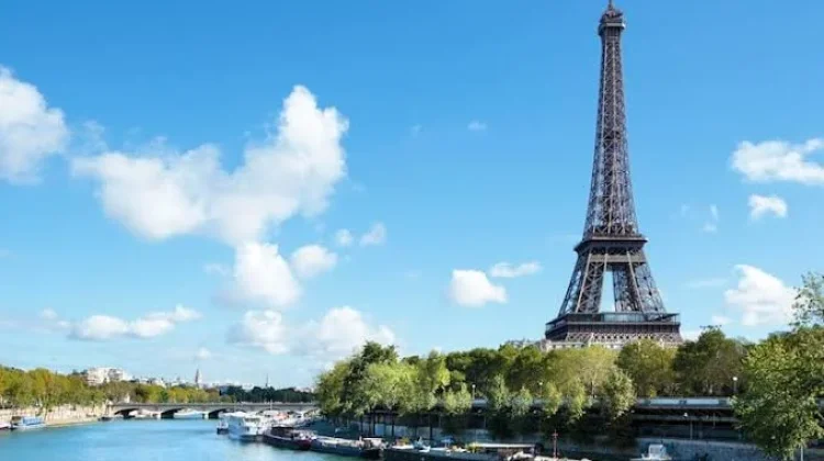 Intip Sejarah Peringatan Hari Menara Eiffel