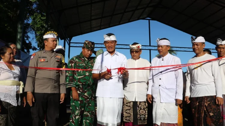 Wabup Buleleng Resmikan Sejumlah Pembangunan Desa Panji dan Dorong Peningkatan