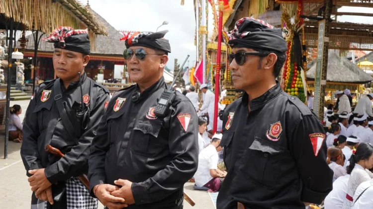 Ratusan Pecalang Amankan Karya Ngusaba Kedasa di Batur
