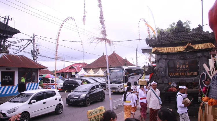 Penerapan Rekayasa Lalu Lintas pada Karya Ngusaba Pura Ulun Danu Batur