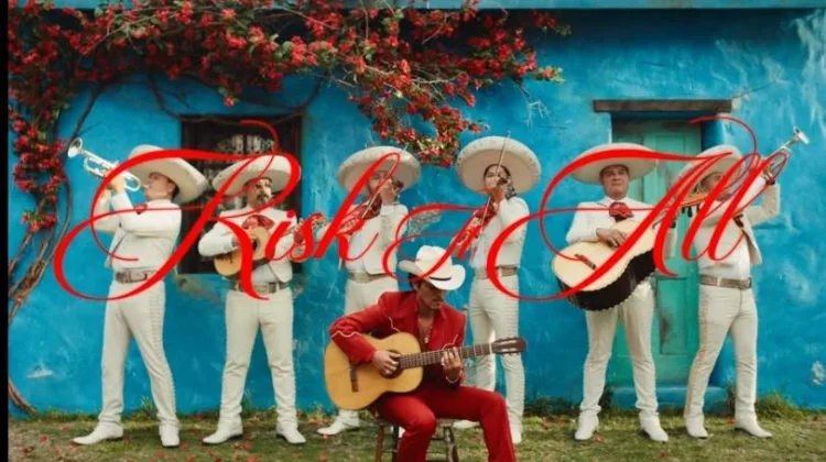 Bruno Mars Rilis 'Risk It All', Langsung Viral