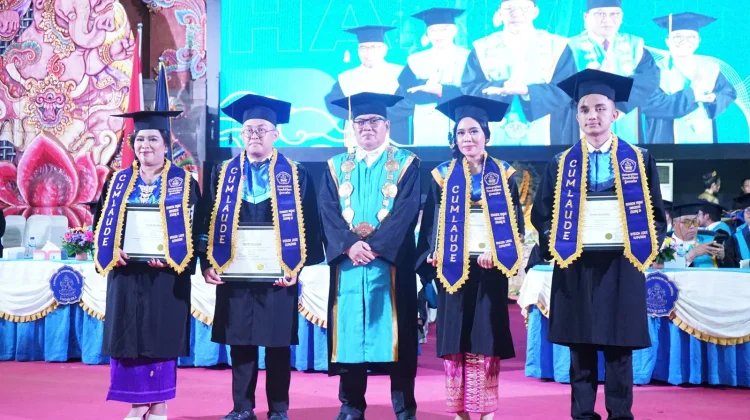 Wisuda Ke-79, Undiksha Kukuhkan 1.098 Lulusan dan Puluhan Mahasiswa Asing