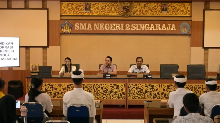 KPU Buleleng Dorong Pemilih Pemula Melek Demokrasi Aktif