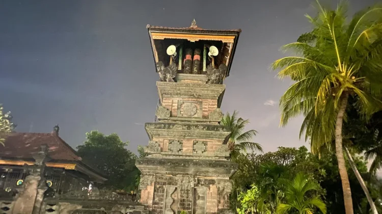 Kulkul Media Komunikasi Tradisional Simbol Harmoni Masyarakat