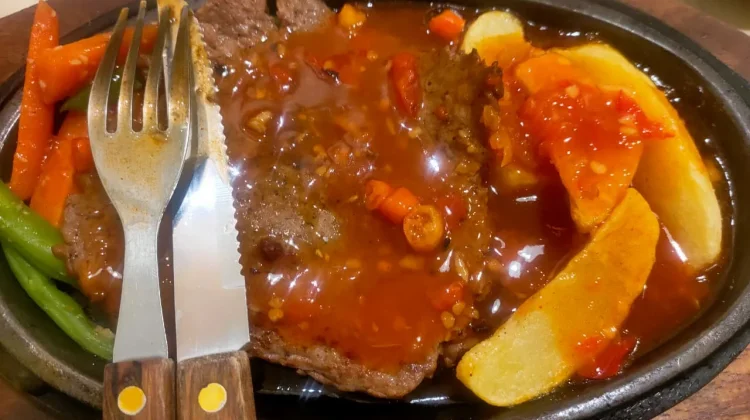 Mengulik Asal Usul Steak: Dari Tradisi Eropa hingga Mendunia