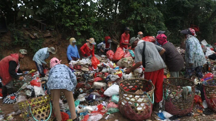 TPA Bengkala Overload, Wabup Supriatna Ajak Warga Pilah Sampah