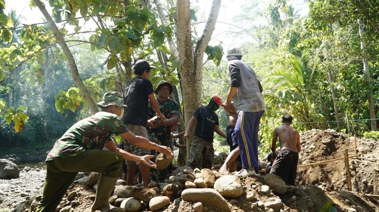 Warga Antusias, Pembangunan Jembatan Garuda Dikebut