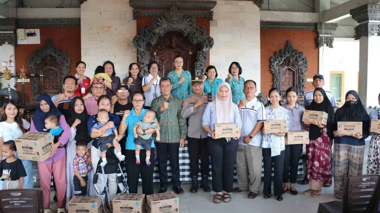 Pemkab Buleleng Salurkan Makanan Tambahan untuk Balita dan Ibu Hamil di Banyuasri