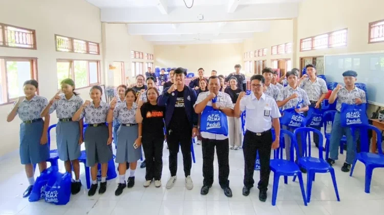 Wujud Nyata Kepedulian, Ikatan Alumni Alfa Prima Rangkul Siswa Terdampak Banjir