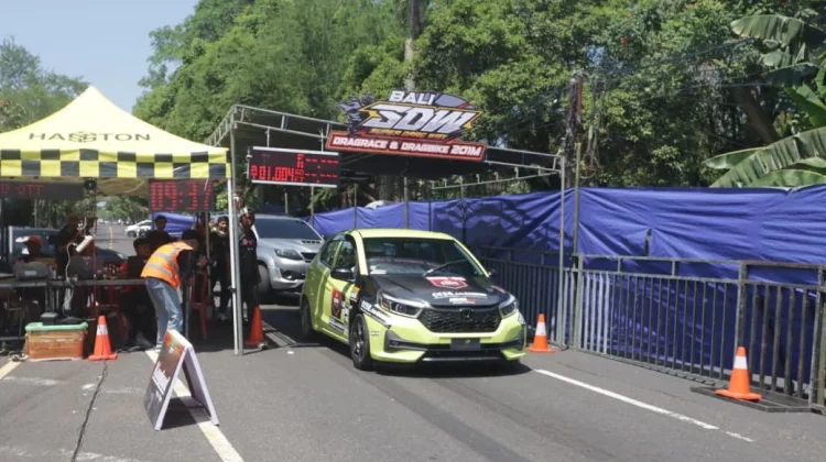 Puluhan Pembalap Ramaikan Bali Super Drag Way Jembrana