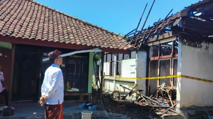 Pasca Kebakaran Mes SDN 2 Tinga-Tinga, Belajar Dialihkan Daring