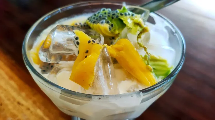 Segarnya Es Teler, Minuman Legendaris yang Tak Lekang oleh Waktu