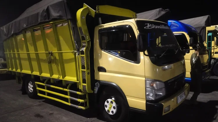 Gelombang Tinggi Picu Benturan Truk di KMP Agung Samudra IX