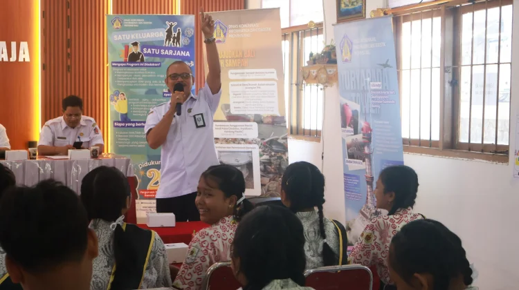 Pelajar Spendaraja Diajak Peduli Lingkungan dan Bijak Bermedsos