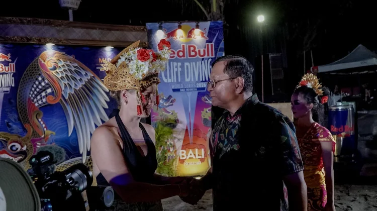 Promosi Bali Utara, Buleleng Jadi Tuan Rumah Red Bull Cliff Diving Dunia 2026