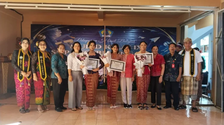 Spensaraja Gelar Pelaporan Hasil Belajar Siswa Kelas IX