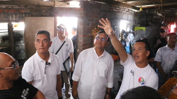 Gotong Royong Rehabilitasi RTLH, Warga Disabilitas Terima Rumah Layak Huni