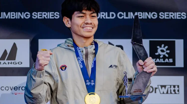 Putra Tri Ramadani Cetak Sejarah, Raih Emas Lead World Climbing Series Praha 2026