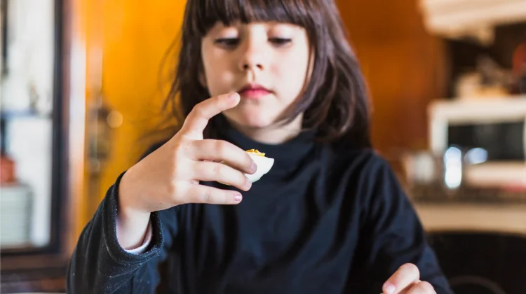 Orang Tua dan Guru Jadi Kunci Pengendalian Konsumsi Gula Anak