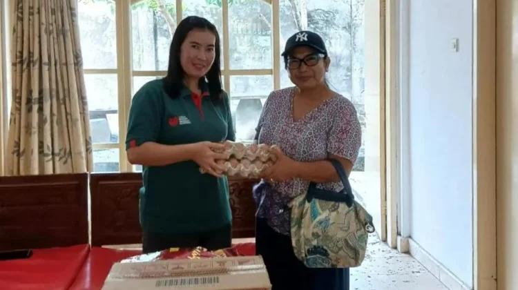 Dermawan Salurkan Bahan Pokok ke Rumah Singgah Jembrana