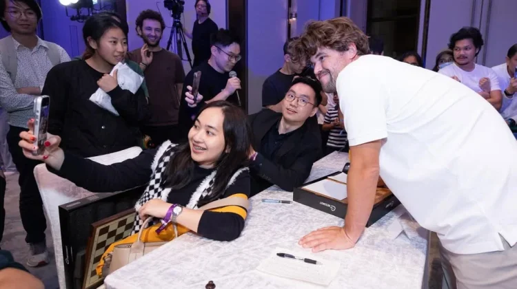 Chelsie Monica Pecatur Indonesia Kalahkan Magnus Carlsen